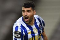 در هفته بیستم لیگ پرتغال تیم پورتو با نتیجه دو بر یک ماریتیمو را شکست داد . پاس گل اول پورتو را مهدی طارمی ارسال کرد . امیر عابدزاده به طور کامل و علی علیپور ۲۰ دقیقه برای ماریتیمو بازی کردند.