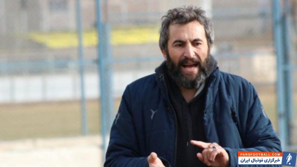 علی لطیفی ، پیشکسوت تیم استقلال گفت : مهدی قایدی قطعا بازیکن بسیار بزرگی است اما او اشتباه مرگباری را انجام داد و به تمرینات نیامد و از این بابت باید از هواداران عذرخواهی کند.