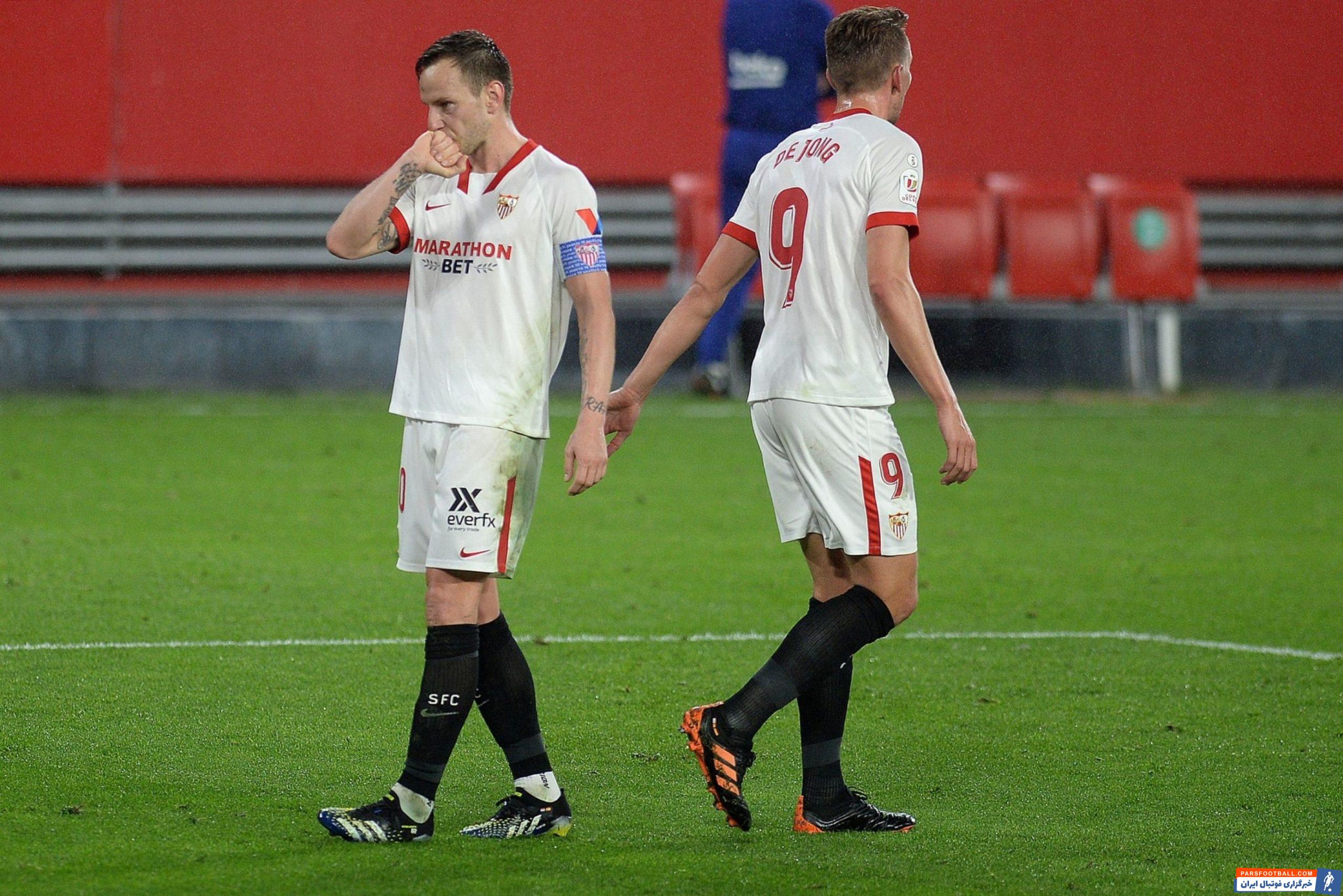 ایوان راکیتیچ در دقیقه 85 توانست گل دوم سویا را وارد دروازه تیم سابقش کند و البته سر حرفش ایستاد و خوشحالی نکرد.