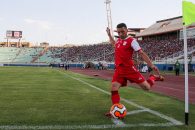 حبیب گردانی ، مدافع سال های دور تیم های سپاهان و تراکتور که به علت دوپینگ چهار سال محروم شده بود ، با امضای قراردادی به تیم ماشین سازی تبریز پیوست.