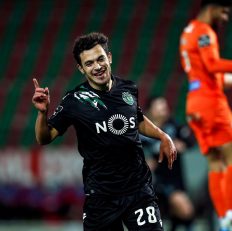 باشگاه لیورپول انگلیس پدرو گونکالوز ،آقای گل این فصل لیگ پرتغال و ستاره اسپورتینگ لیسبون را در نظر دارد و ممکن است او را جذب کند.