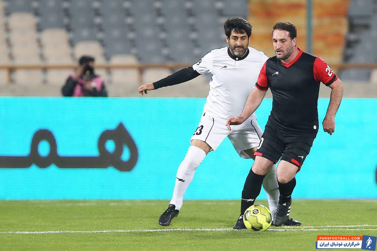 ادموند بزیک ، پیشکسوت باشگاه پرسپولیس گفت : به نظرم پرسپولیس بازی مالکانه و خوبی به نمایش میگذارد و لایقترین تیم برای قهرمانی است.