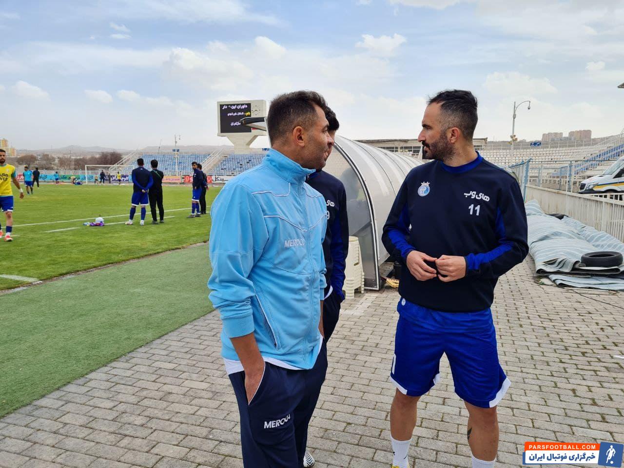 محمد ابراهیمی مهاجم محبوب هواداران فوتبال آذربایجان به عنوان بازیکن جدید ماشین سازی به همراه این تیم در ورزشگاه حضور یافت.