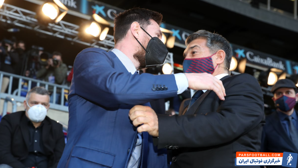 خوان لاپورتا در آغوش فوق ستاره آرژانتینی : لیونل مسی از علاقه من به خودش آگاه است