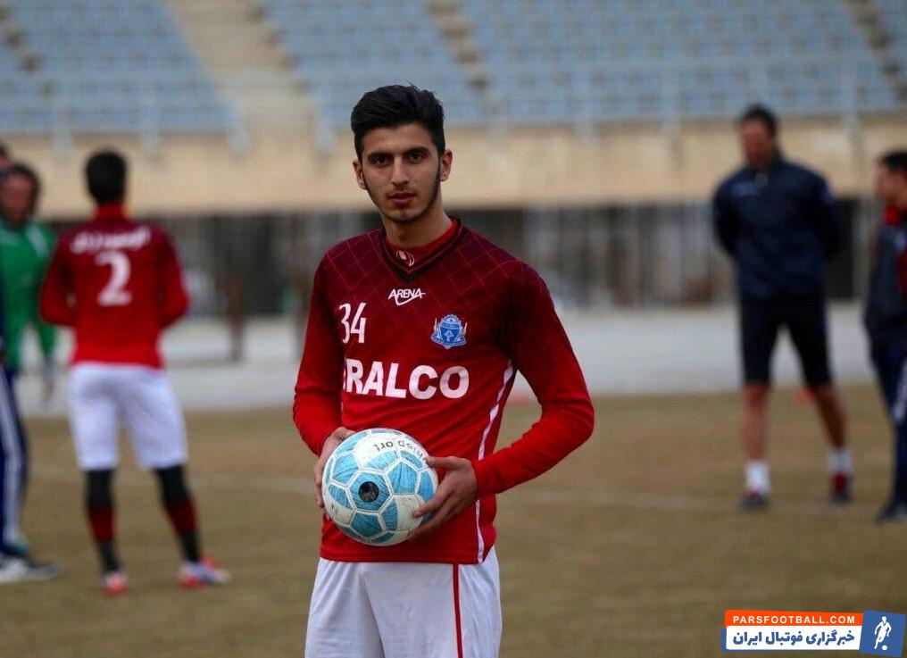 مجتبی آقاجانپور خرید جدید امیر قلعه نویی برای گل گهر سیرجان