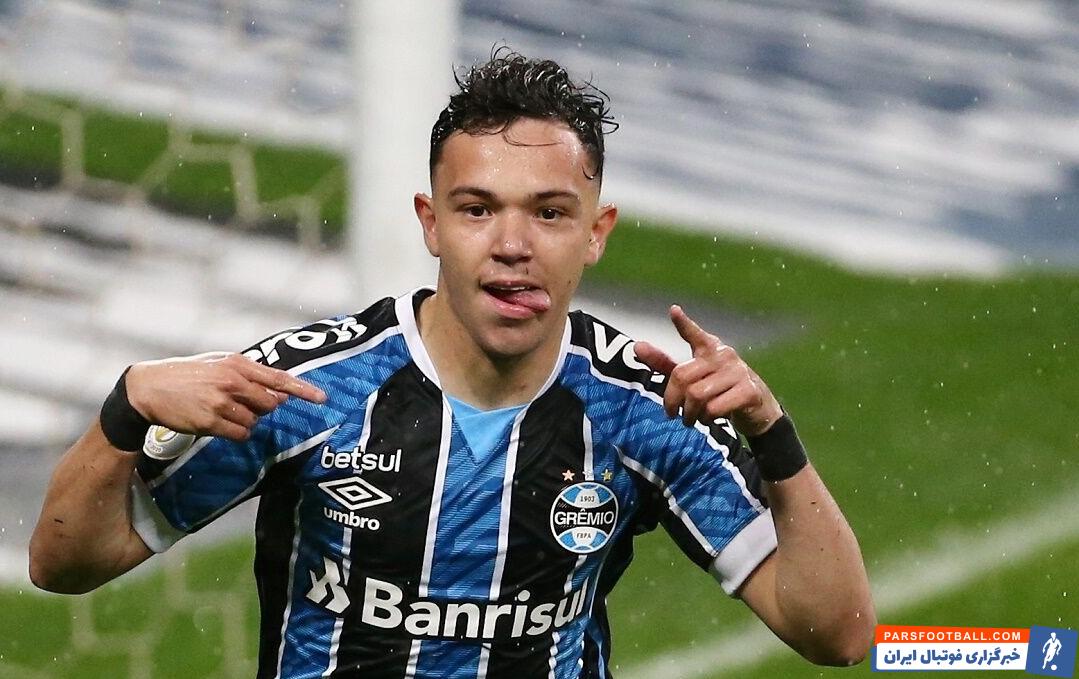 امضای قرارداد باشگاه پورتو با په په مهاجم برزیلی و رقیب جدید مهدی طارمی