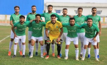 تیم لیگ یکی خیبر خرم آباد با هدایت عبدالله ویسی در ضربات پنالتی تیم نفت مسجد سلیمان را شکست داد تا شگفتی بزرگی را در جام حذفی رقم زد.