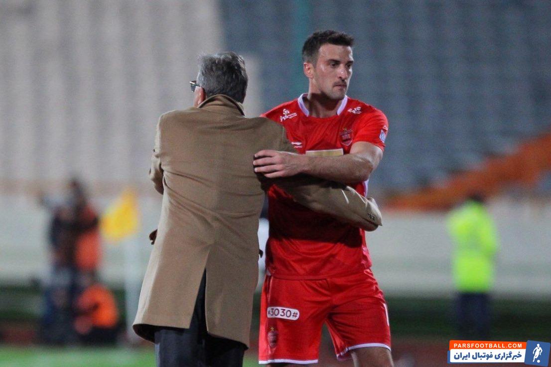 باز شدن پنجره نقل و انتقالات پرسپولیس