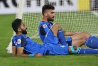 محمد دانشگر ، ستاره تیم استقلال ، در تلاش است که با عذرخواهی از بهزاد غلامپور و پادرمیانی بازبکنان به تمرینات استقلال بر گردد.