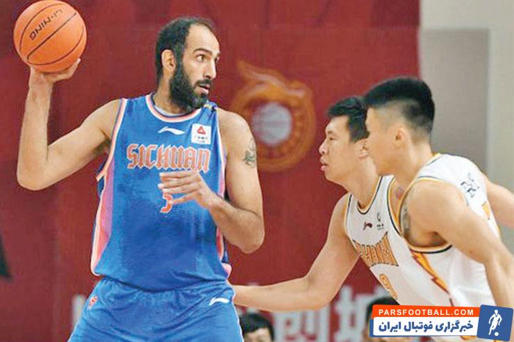 در رقابت های سوپرلیگ چین ، تیم سیچوان با نتیجه ۹۴ بر ۸۰ مقابل شانکسی به پیروزی رسید . حامد حدادی در این بازی ۲۳ امتیاز برای سیچوان کسب کرد.