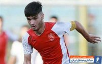 علیرضا خدایی ، مهاجم تیم امید و جوانان پرسپولیس که برای انجام خدمت سربازی راهی نیروی زمینی شده بود ، به این تیم بازگشت و در تمرین دیروز سرخ ها هم حضور داشت.