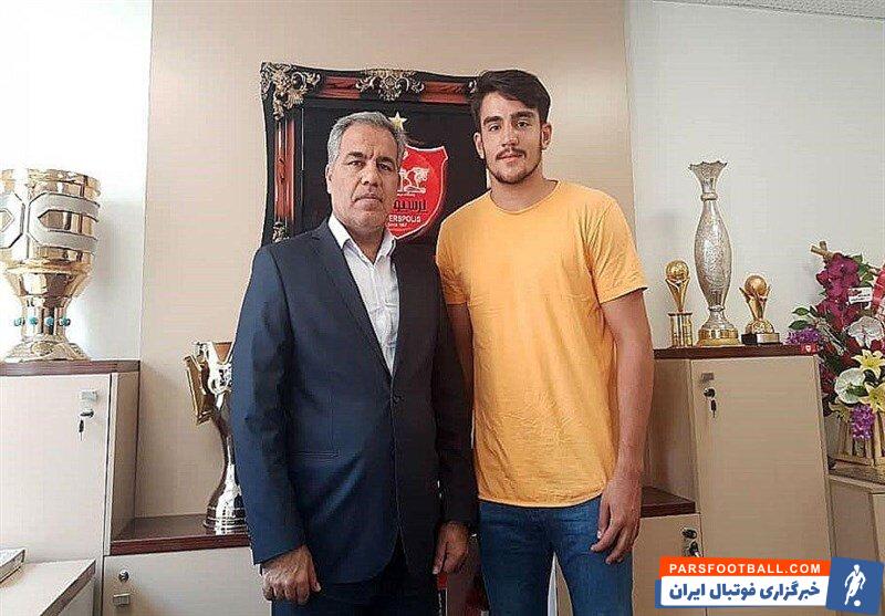 با توجه به کرونایی شدن محمد رشید مظاهری و سید حسین حسینی ، این احتمال وجود دارد که در دیدار استقلال و پیکان ، امیرحسین بیات ، گلر پیشین پرسپولیس در ترکیب استقلال قرار گیرد.