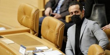 طعنه علی کریمی به مهدی محمدنبی