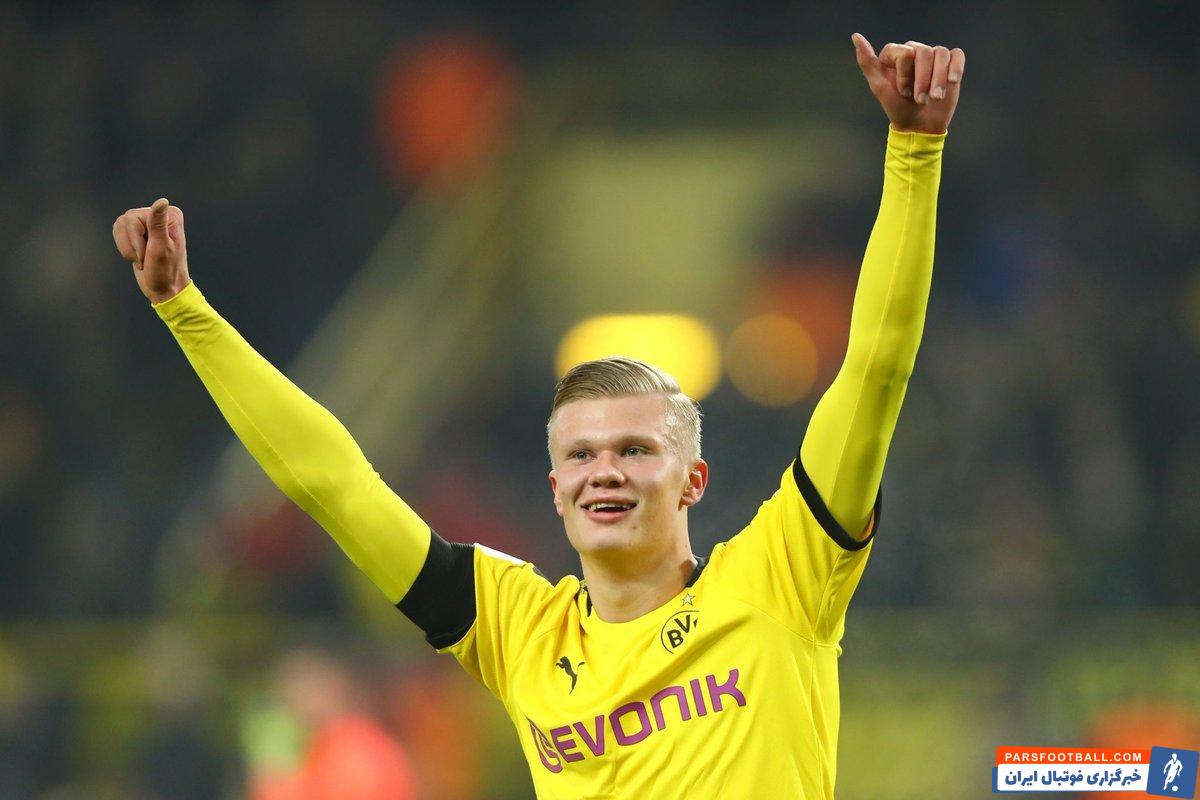 پس از گلزنی ارلینگ هالند از روی نقطه پنالتی در برابر تیم سویا ، این بازیکن روبروی بونو دروازه بان سویا خوشحالی ای را انجام داد که موجب اعتراض سویایی ها شد.