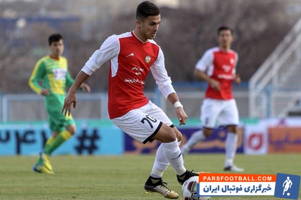 تیم استقلال به دنبال جذب سجاد آشوری ، هافبک تیم مس رفسنجان است . این هافبک جوان در این فصل در تیم مس رفسنجان عملکرد خوبی داشته است.