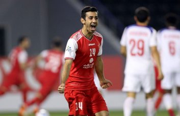 احسان پهلوان ، بازیکن پرسپولیس ، با توجه به بازگشت مهدی ترابی و عملکرد خوب این بازیکن در دیدار با مس نوین کرمان ، کار سختی برای بازگشت به ترکیب اصلی پرسپولیس دارد.