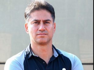 حمید مطهری ، مربی پرسپولیس در نشست خبری پیش از بازی با نساجی گفت : با تمرین بیشتر مشکل گلزنی هم حل می شود و می خواهم که فشار را از روی مهاجمان پرسپولیس بردارید.