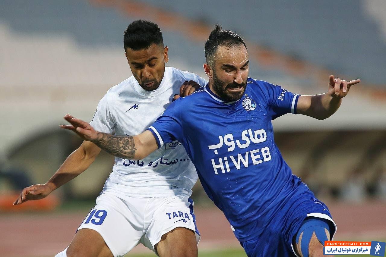 پیکان برابر استقلال تهران در رقابت های لیگ برتر فوتبالی متفاوت با بازی دو تیم در جام حذفی را ارائه کرد و مزد برنامه هایش را گرفت.