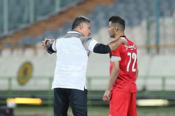 آلکثیر در بازی با شهرخودرو و نساجی در دقایق ۸۶ و ۶۸ وارد زمین شد و باوجود تفاوت در زمین بازی، نمایش مشابهی داشت.