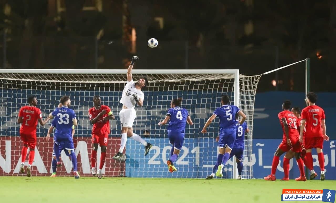 رشید مظاهری برخلاف بازی قبلی برابر الدحیل، در دیدار شب گذشته بهتر و موثر ظاهر شد و چند بار دروازه تیمش را نجات داد.