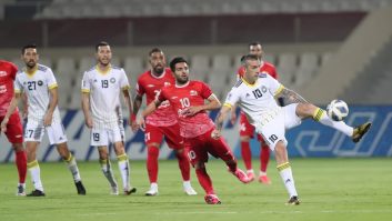 با توجه به نتایج رخ داده در گروه B لیگ قهرمانان آسیا و تساوی تیم های تراکتور و پاختاکور ، این تیم ازبکستانی که برخی آن را مدعی قهرمانی می دانستند ، حذف شد.