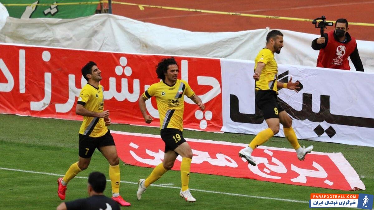 شهباززاده که اگر به گلزنی های خود ادامه دهد به احتمال زیاد بعد از ۶ سال شاهد قهرمانی دوباره سپاهان در لیگ برتر خواهیم بود...