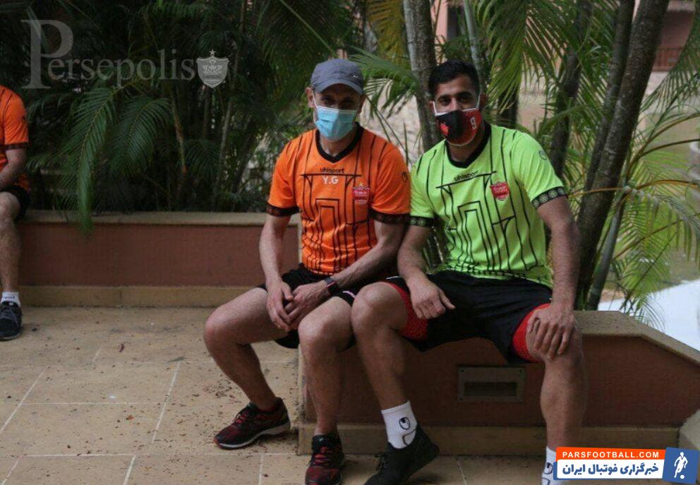 تمرین بدنسازی بازیکنان پرسپولیس در 2 گروه و ادامه ناهماهنگیها در هند