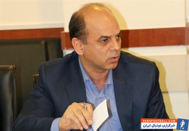 با اعلام حیدر سلیمانی ، کارشناس داوری کشور ، در بازی تیم های پرسپولیس و الریان قطر و در دقیقه ۵۱ ، فرانک کوم به علت خطای شدید روی امید عالیشاه باید از زمین مسابقه اخراج می شد.