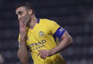 عبدالرزاق حمدالله ، مهاجم تیم النصر عربستان ، به علت حرکت منشوری در دیدار با الفیصلی از سوی فدراسیون فوتبال عربستان ۱۵ روز محروم شد.