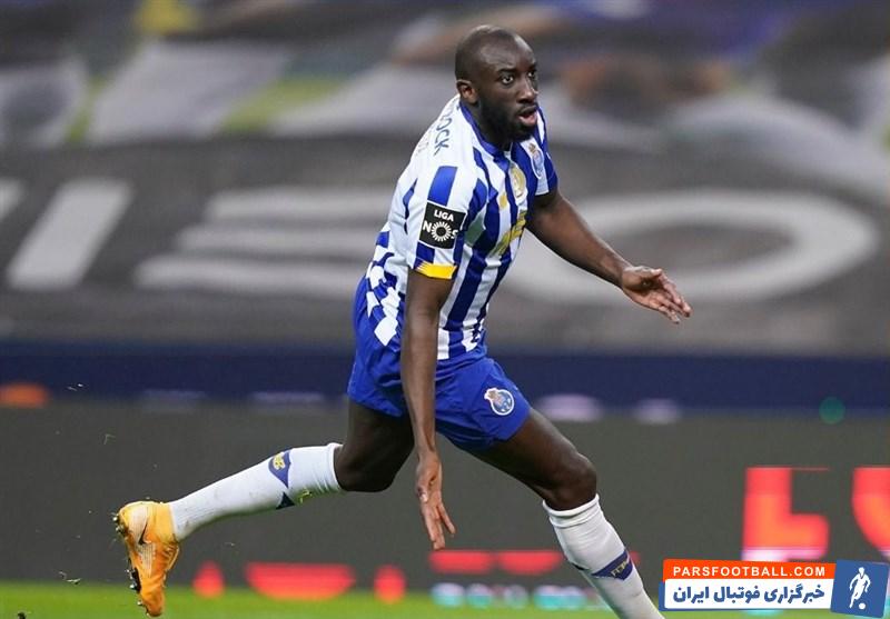 به گفته رسانه های پرتغالی ، باشگاه الهلال عربستان پیشنهاد سنگین ۱۵ میلیون یورویی را به موسی مارگا ، هم تیمی مهدی طارمی در تیم پورتو ارائه داده است.