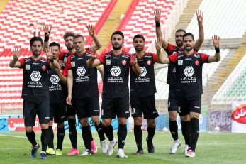 در هفته نوزدهم لیگ برتر ، تیم پرسپولیس در ورزشگاه امام رضا مشهد با نتیجه یک بر یک مقابل پدیده مشهد متوقف شد و به صدر جدول صعود کرد.