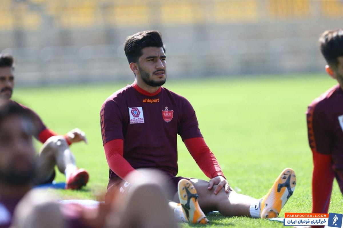 محمد شریفی ، هافبک جوان پرسپولیس که در دیدار با گوا هند اولین بازی اش را برای پرسپولیس به صورت فیکس انجام داده بود ، عملکرد قابل قبولی داشت و نظر مثبت کادرفنی را به سمت خود جلب کرد.