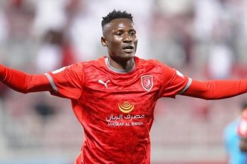 مایکل اولونگا ، ستاره تیم الدحیل در تقابل با استقلال ، گفت : نتیجه تساوی برای ما رضایت بخش بود چون صدرنشینی مان را حفظ می کردیم.