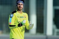 سوشا مکانی ، دروازه بان پیشین پرسپولیس ، یک استوری در اینستاگرام منتشر کرد و برای استقلال در بازی مقابل الشرطه عراق آرزوی موفقیت کرد.