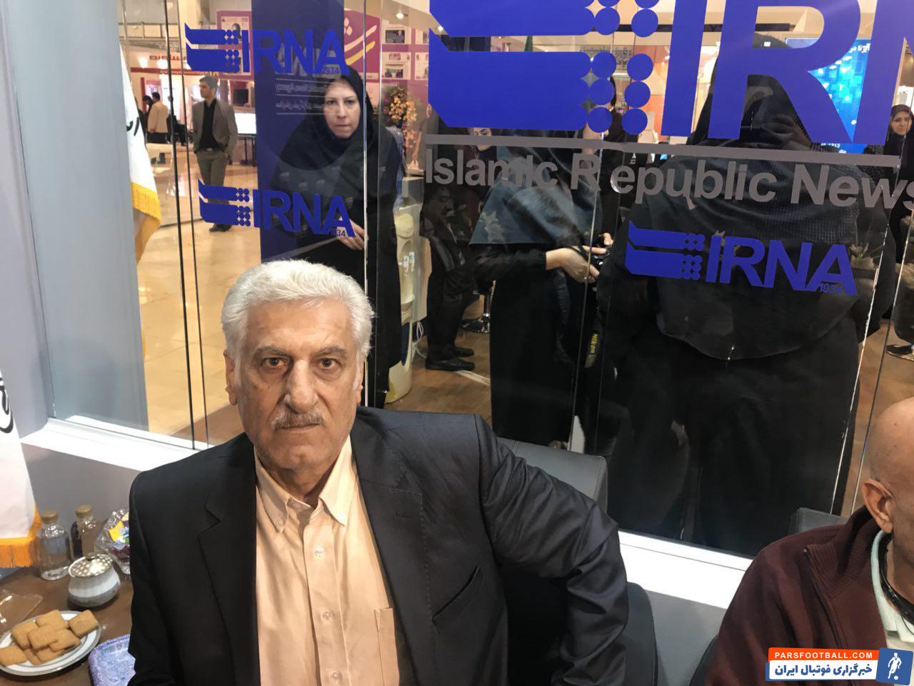 منصور رشیدی ، اسطوره باشگاه استقلال گفت : استقلال در صورت تقابل با پرسپولیس در لیگ قهرمانان آسیا از شرایط بهتری برای برد برخورد دار است.