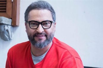 زنده یاد مهرداد میناوند ، پیشکسوت باشگاه پرسپولیس ، مدتی قبل به دیدار یکی از هواداران معلول پرسپولیس رفته بود که ویدیو آن را موسی سلامت منتشر کرد.