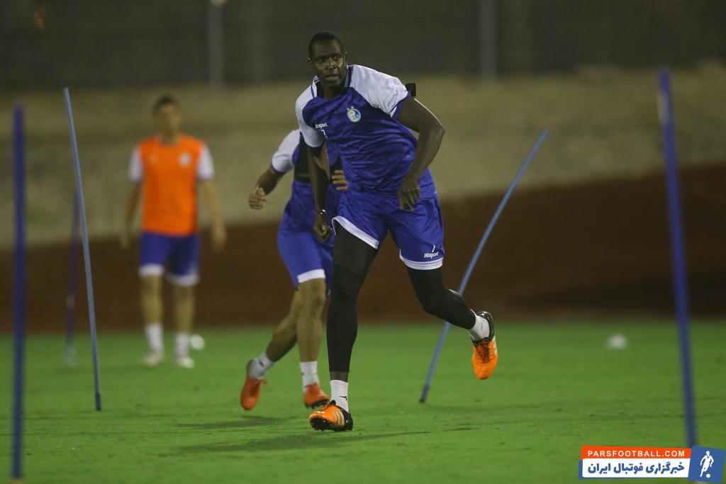 شیخ دیاباته در آستانه جدایی از استقلال