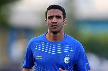 مسعود ریگی ، ستاره تیم استقلال در نشست خبری پیش از دیدار با الدحیل گفت : از هواداران با معرفت استقلال تشکر می کنم که از من حمایت کردند.