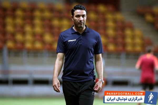 پس از تساوی السد مقابل فولاد در لیگ قهرمانان آسیا ، ژاوی گفت : جواد نکونام فوتبال را خیلی خوب می فهمد و آینده درخشانی در آن دارد.