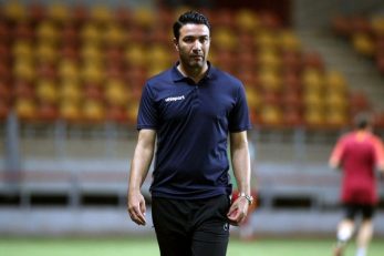 جواد نکونام با انتقاد از رسانه ها گفت : تیم فولاد واقعا در آسیا عملکرد خوبی داشته است اما فقط از استقلال و پرسپولیس صحبت می شود.