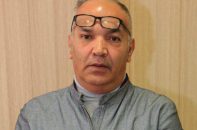 رضا رجبی ، پیشکسوت باشگاه استقلال گفت : استقلال در لیگ قهرمانان عالی بازی می کند و اگر اشتباهات کمرشکن مدافعین نبود ، الدحیل را هم می برد.