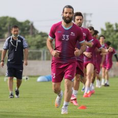 آخرین گل عباسزاده در لیگ برتربه هفته هفدهم و بازی مقابل نساجی مازندران برمیگردد و آخرین باری که او توانست با پیراهن تراکتور گلزنی کند.