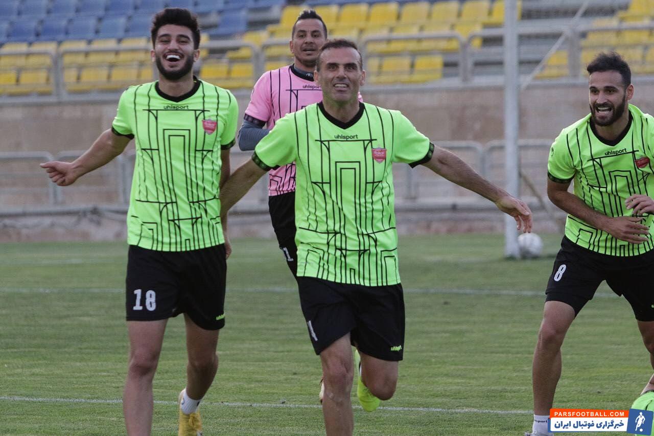 سیدجلال حسینی در تمرینات پرسپولیس