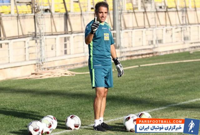 محسن سیدی ، مربی گلر های پرسپولیس در زمان گابریل کالدرون کفت : شانس پرسپولیس برای بردن استقلال بیشتر است.