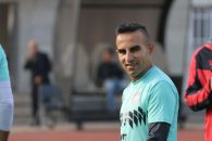 حسین کعبی ، بازیکن پیشین پرسپولیس گفت : برانکو هفت جام با پرسپولیس آورد و قهرمان بازی های بوسان هم شد و خوزستان هم مهد فوتبال ایران است ، من اجازه نمیدهم کسی به آن ها توهین کند.