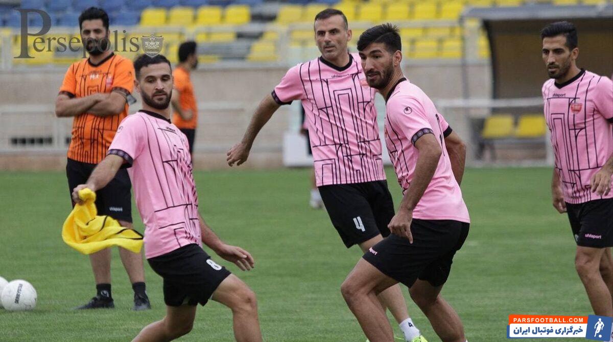 سید جلال حسینی، کمال کامیابی نیا و احمدی نوراللهی در آخرین تمرین پرسپولیس پا به پای دیگر بازیکنان تمرین کردند.