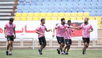 پرسپولیس برخلاف تیم استقلال که فرهاد مجیدی یک روز پس از دربی به بازیکنانش استراحت داد زیر نظر کادر فنی تمرینات خود را پیگیری کردند.