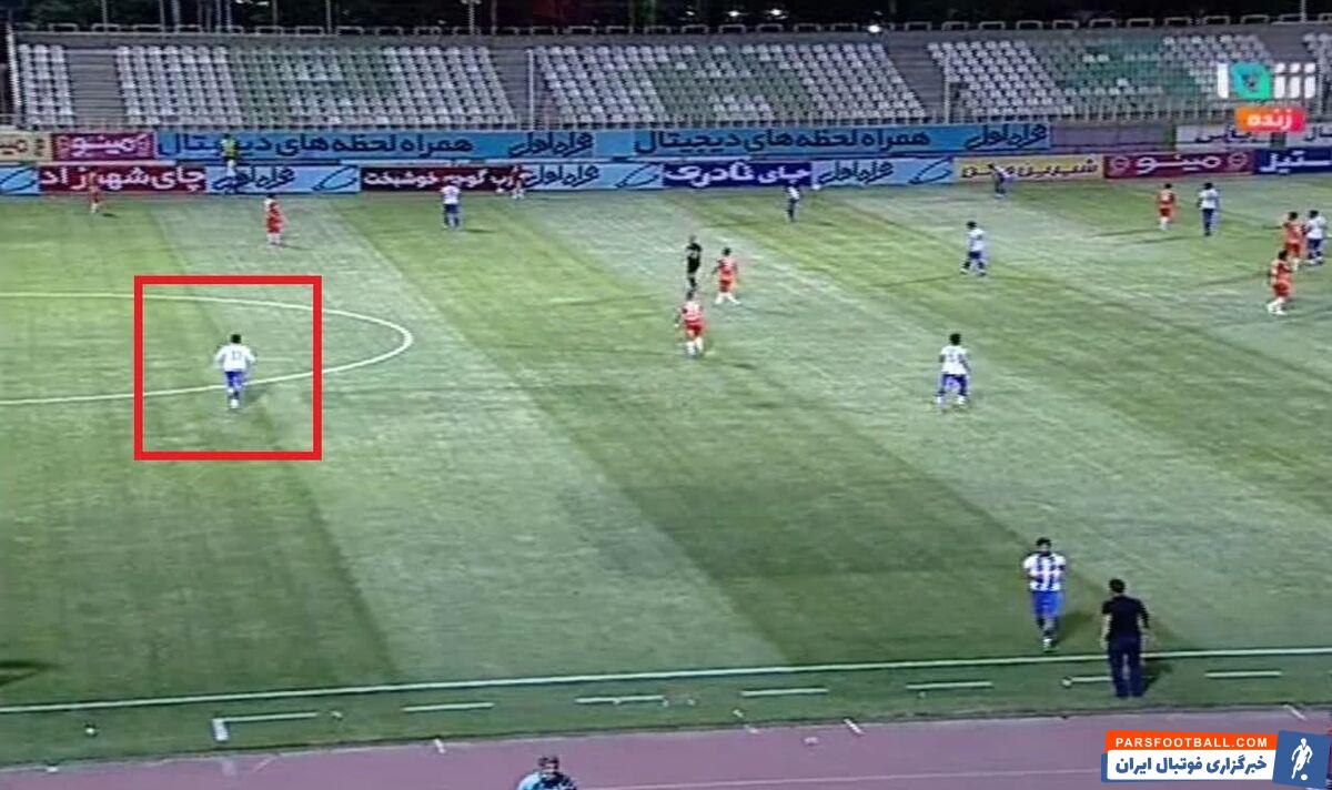 در دیدار تیم های سایپا و پیکان که امروز از ساعت ۱۹:۲۵ دیروز در ورزشگاه دستگردی برگزار شد یک اتفاق ویژه رخ داد.