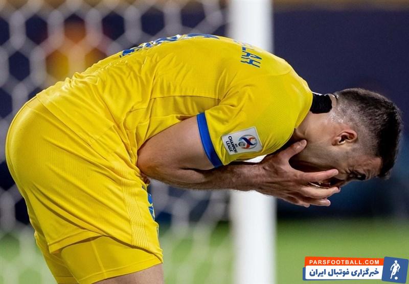 به گفته رسانه های عربستانی ، عبدالرزاق حمدالله مهاجم تیم النصر عربستان به علت اختلافاتی که با منزس ، سرمربی النصر دارد ، در آستانه جدایی از این تیم است.