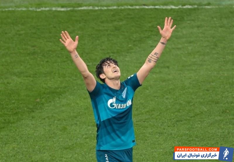 رسانه های روسیه ای خبر دادند که باشگاه دورتموند آلمان به دنبال جذب سردار آزمون است و شرایط جذب او را از باشگاه زنیت جویا شده است.